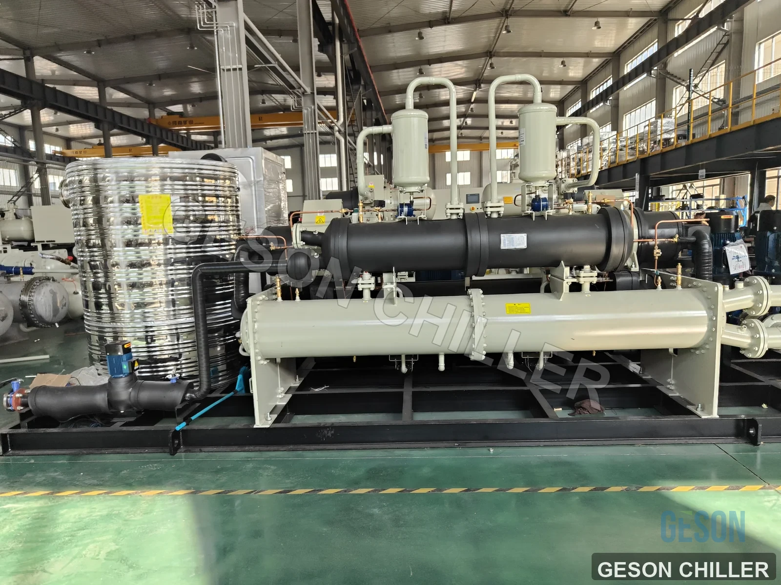 155 kW water-cooled screw chiller for an Oman PVC injection molding plant